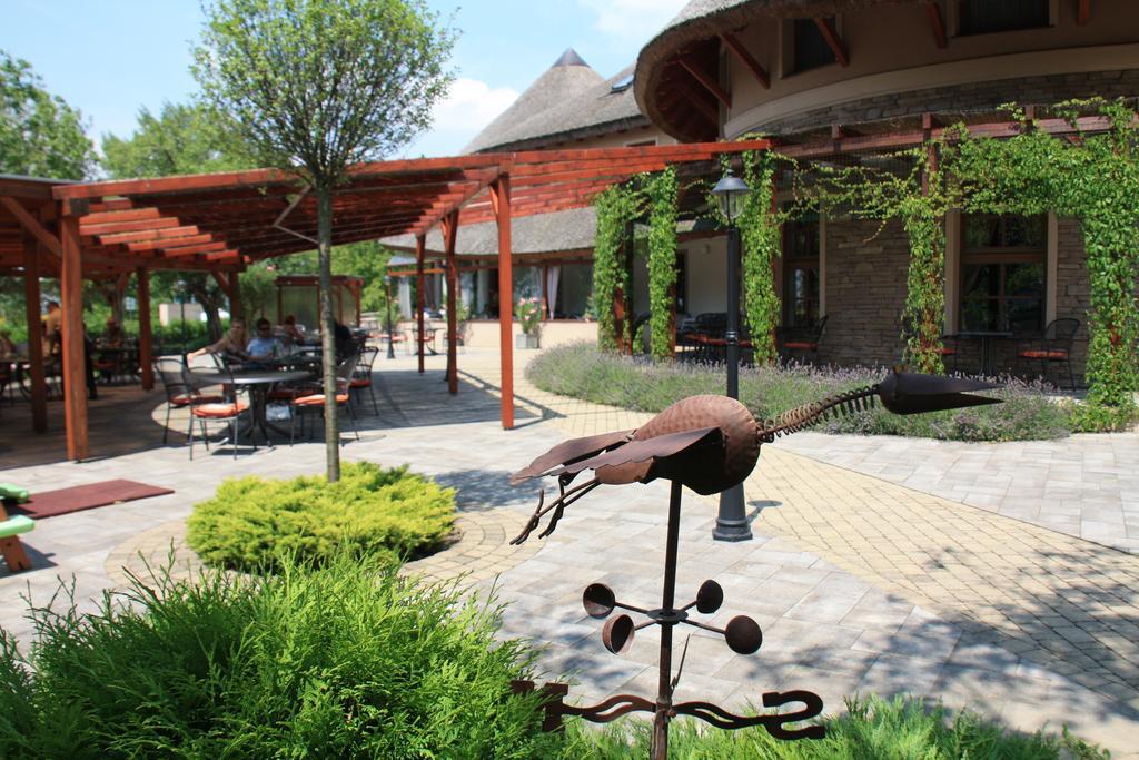 Penzion Eko Park Piestany Exterior photo